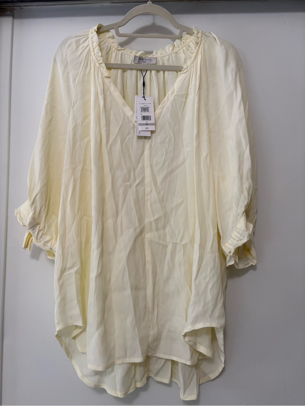 NWT Habitual Pale Yellow Flowing Peasant Tunic Blouse 1x